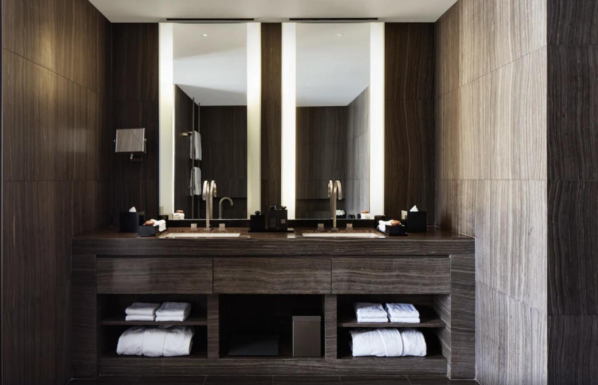 Armani Hotel Dubai Exterior photo Bathroom